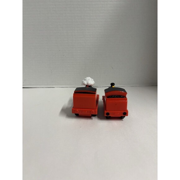 Thomas The Train And Friends Pull Back And Go Tank Engine Puffer James 2015 (2) - Picture 3 of 5